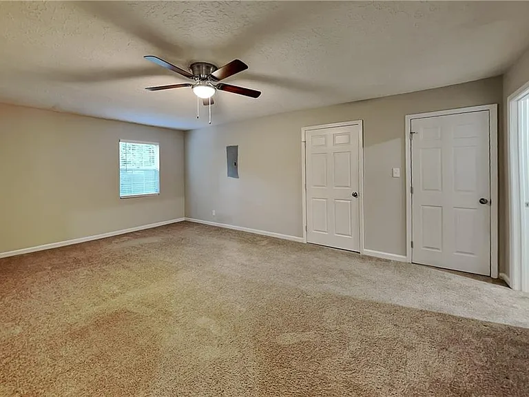 603 Brolley Ct — Photo 14