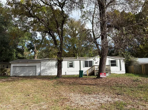 15197 Ridgepoint Cir, Willis, TX 77318