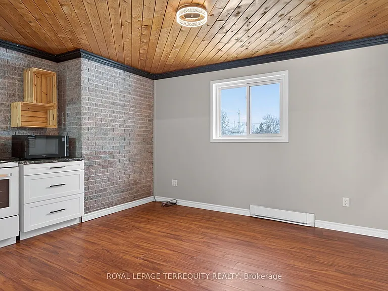 12 Concession St #A — Photo 12