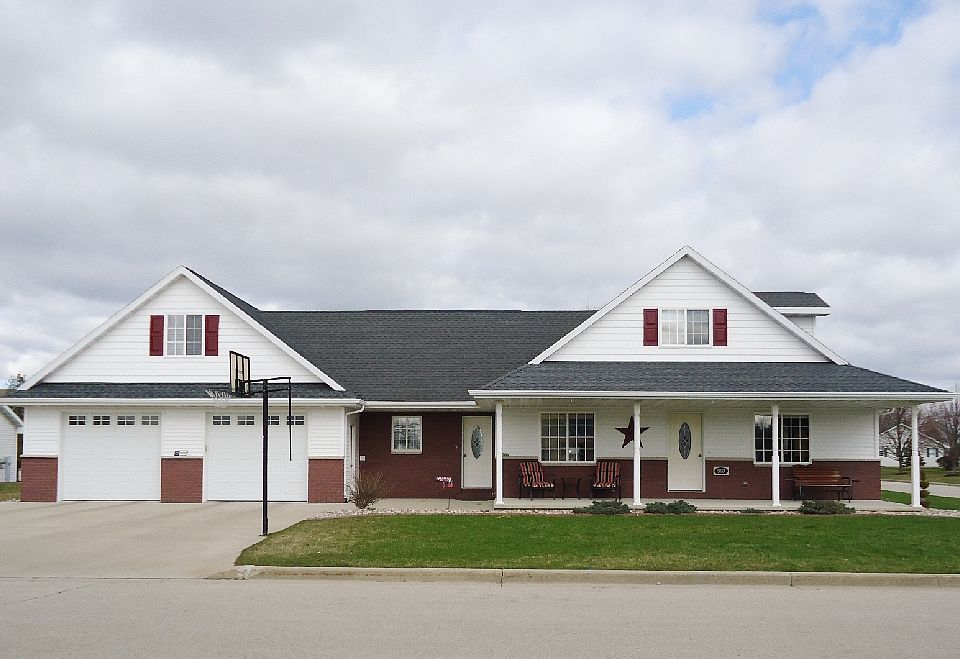 1st image of 310 Winchester Dr