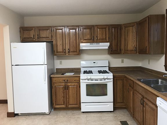 Range, Refrigerator and Dishwasher