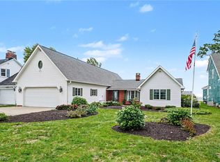 3711 Edgewater Dr, Ashtabula, OH 44004