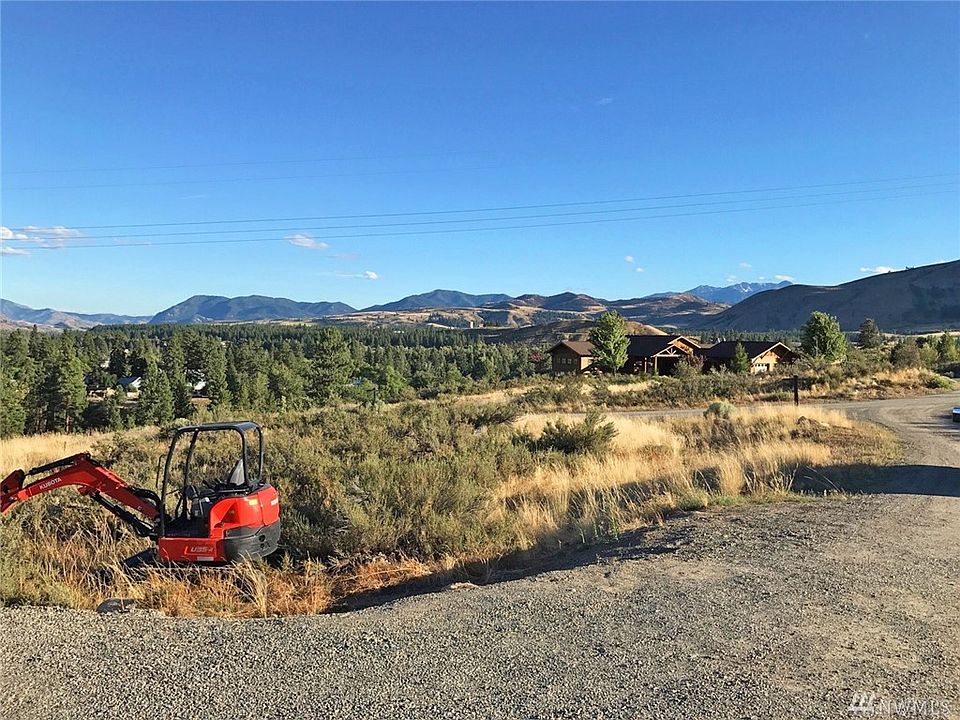 2nd image of 2 Ridge Dr #4