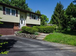 1 Jay Rd, Poughkeepsie, NY 12603