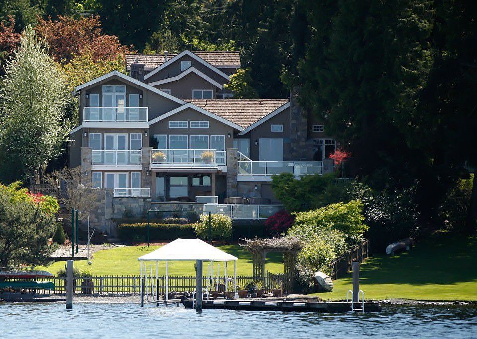 7442 N Mercer Way, Mercer Island, WA 98040 | Zillow