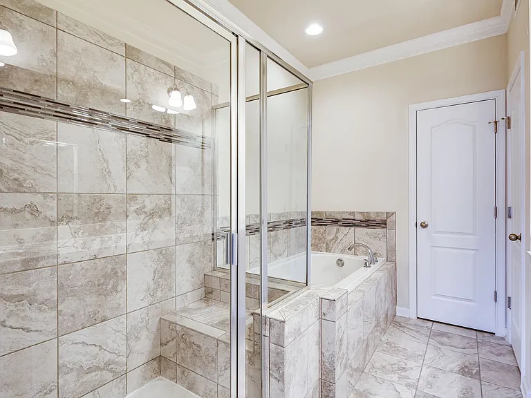 833 Jarrett Ln — Photo 17