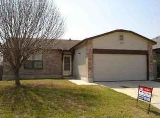 8054 Chestnut Barr Dr, Converse, TX 78109