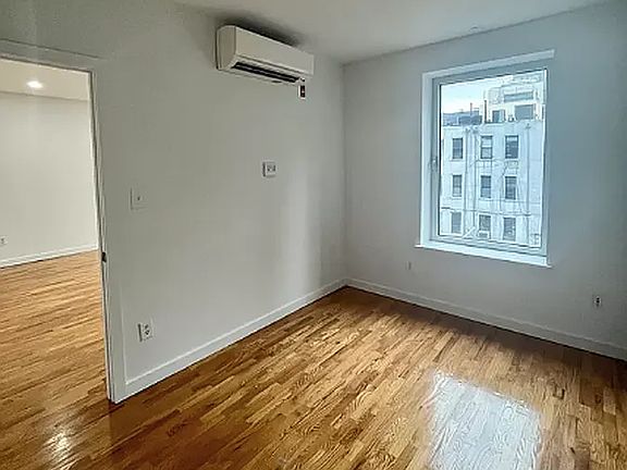 5th image of 153 Essex St APT 5A