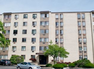 9720 S Pulaski Rd APT 306, Oak Lawn, IL