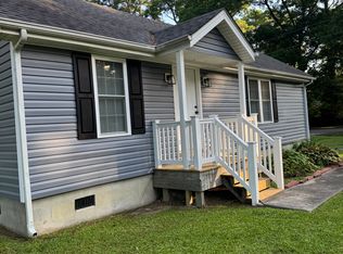 208 Hathaway Dr, Elizabeth City, NC 27909