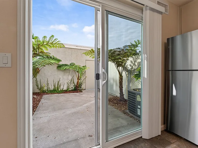 7966 Camino Kiosco — Photo 4