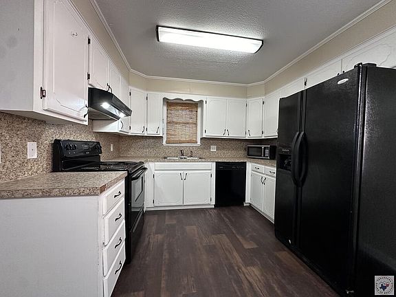 5th image of 1508 Pecan St