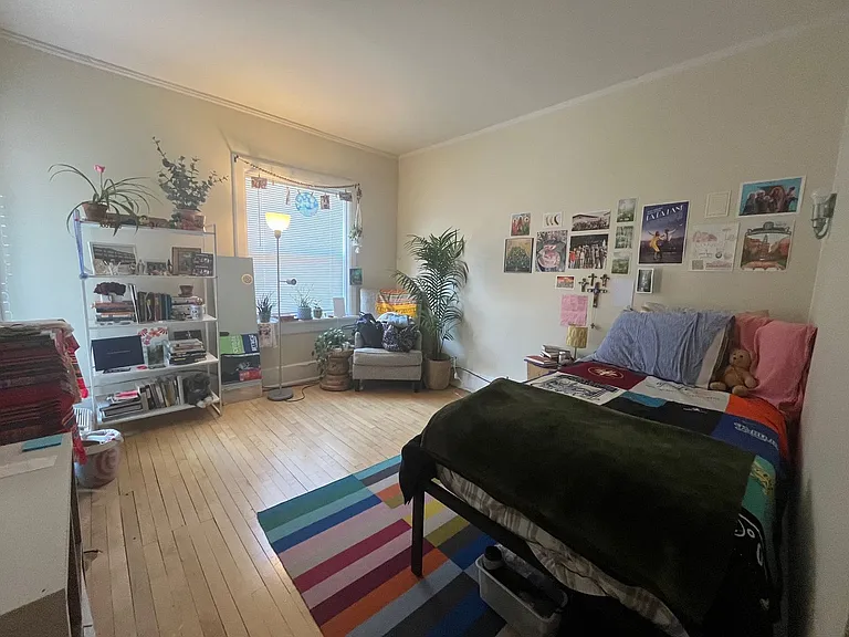1030 N Marshall St — Photo 16