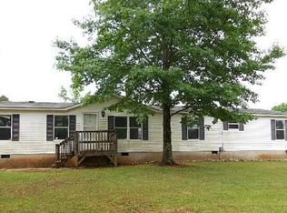 340 Kelly Farm Rd, Newnan, GA 30265