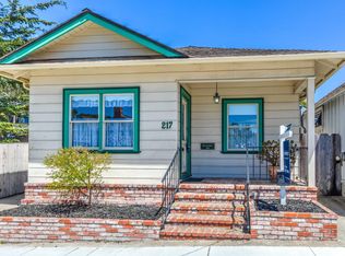 217 Park St, Pacific Grove, CA 93950