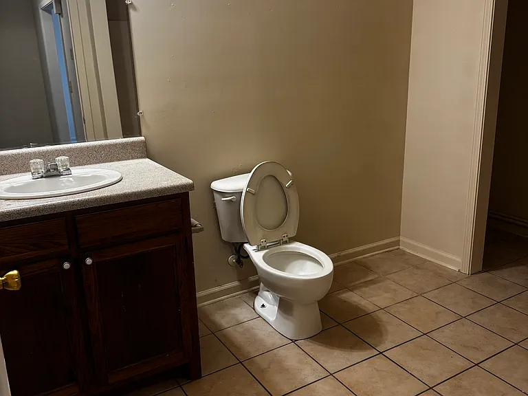 3509 Vista Trl #D — Photo 7