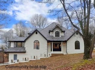 14425 Zimmerman Ln, Rogers, AR 72756