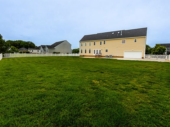 12306 Declaration Ave-15_05162023