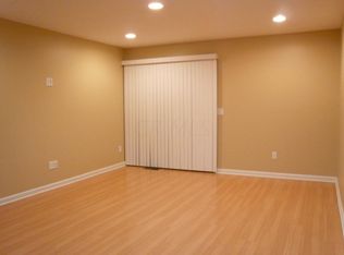 403 Shell Ct E, Columbus, OH 43213