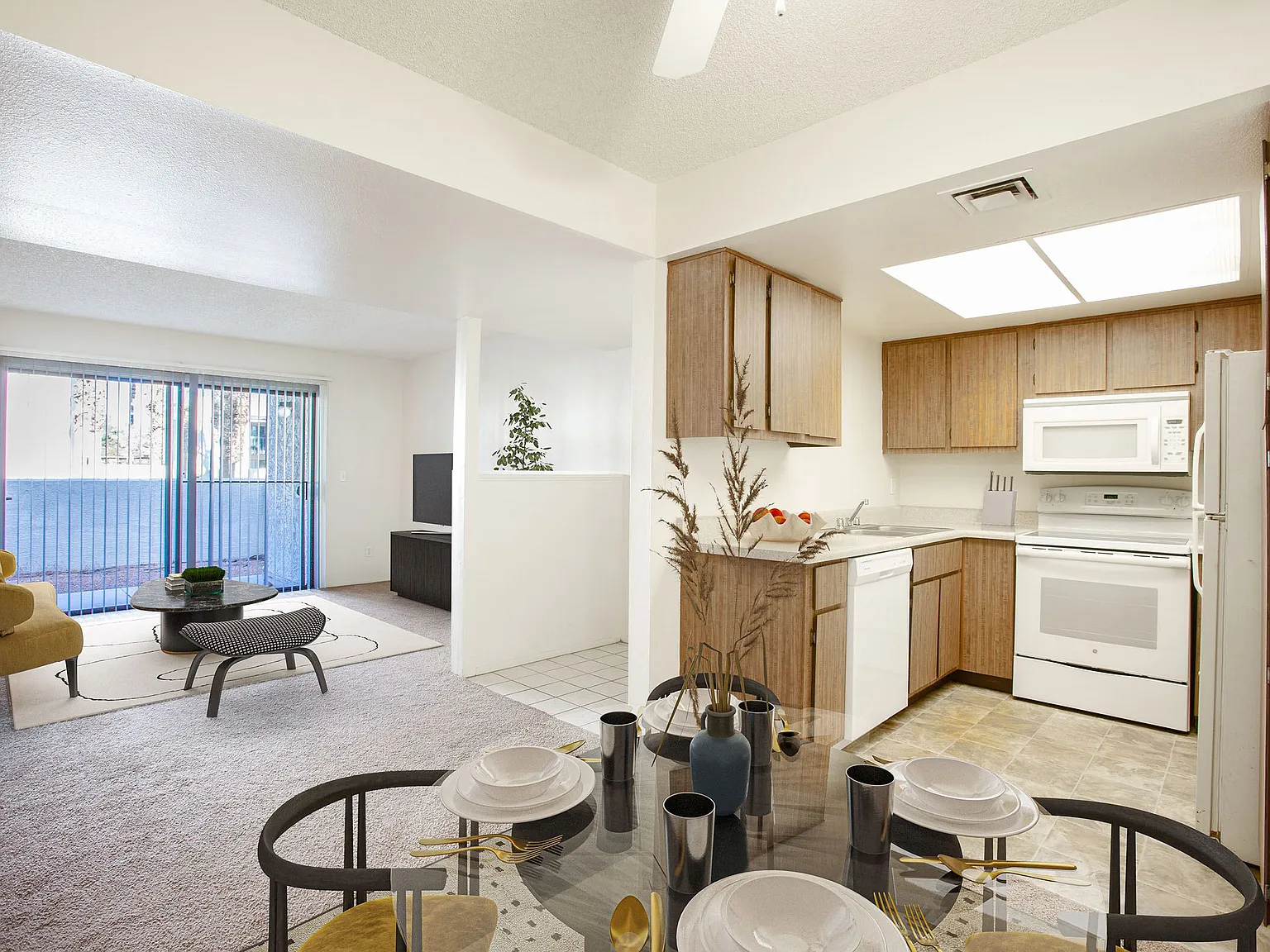 Townhomes on the Park Apartment Homes — Photo 3