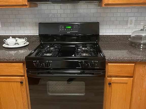 5th image of 4911 Walden Lake Sq