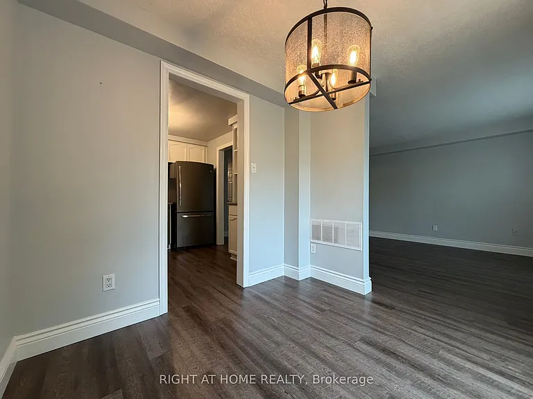 41 Edgemere Dr — Photo 8