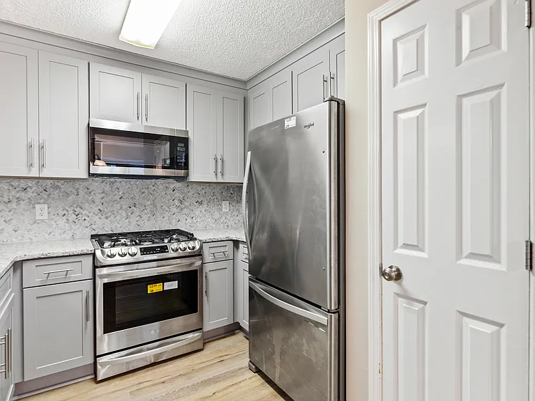 2225 Fairways Ct NW — Photo 33