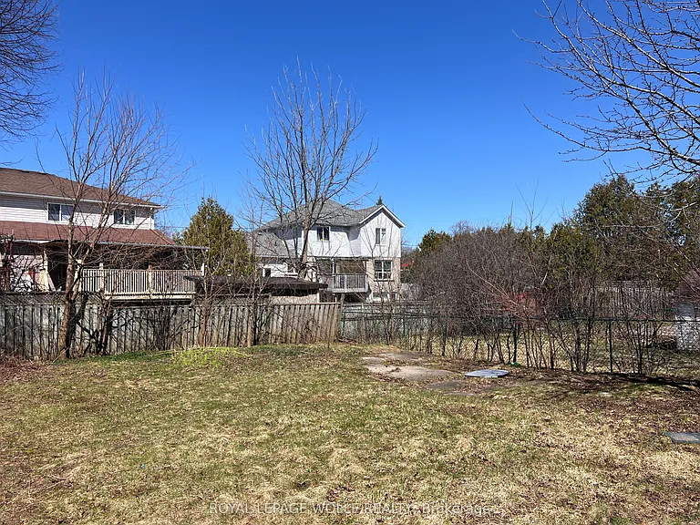 480 Ottawa St S #UPPER — Photo 10
