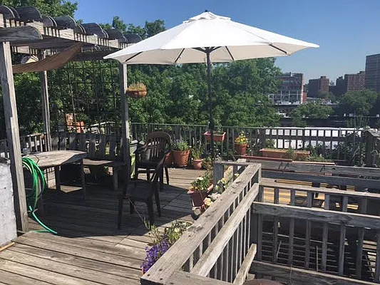 Rented by Dwell Residential Inc | media 15