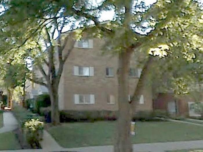 2210-22 Central St