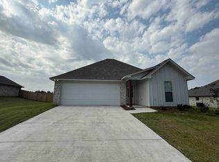 573 Patrick Farms Dr, Pearl, MS 39208