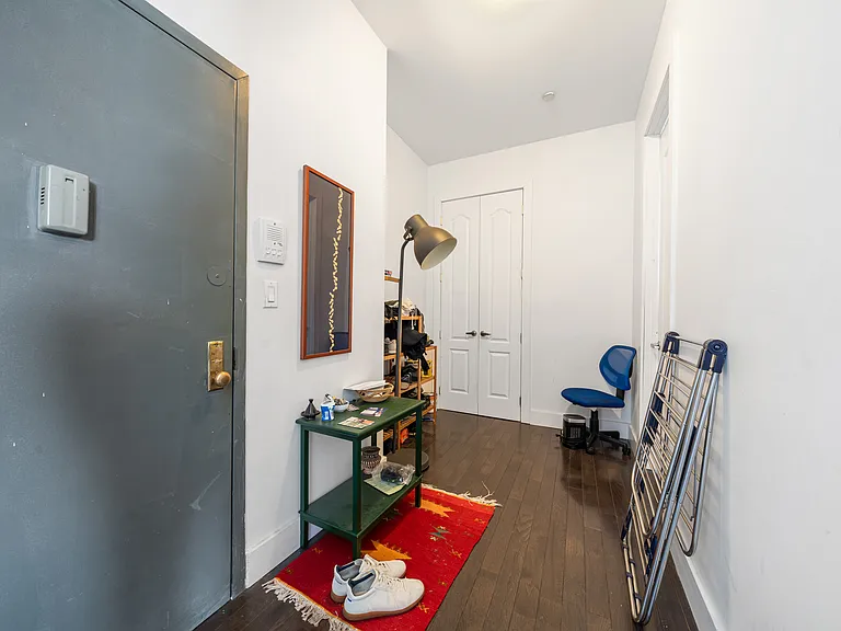 714 Seneca Ave #401 — Photo 19