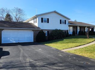 4270 Wilhelm Dr, Chambersburg, PA 17202