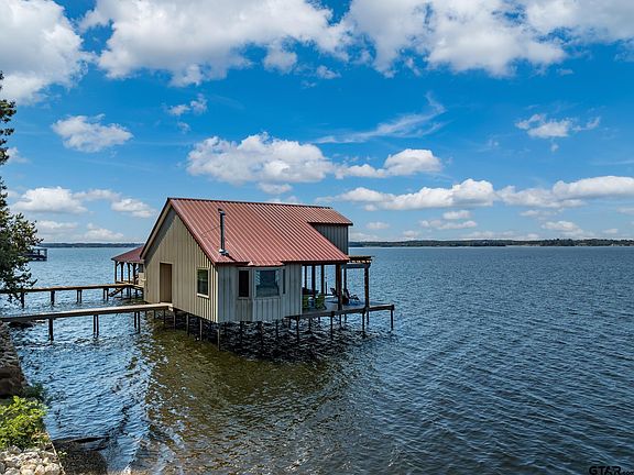 5th image of 173 Lake Bluff Dr N
