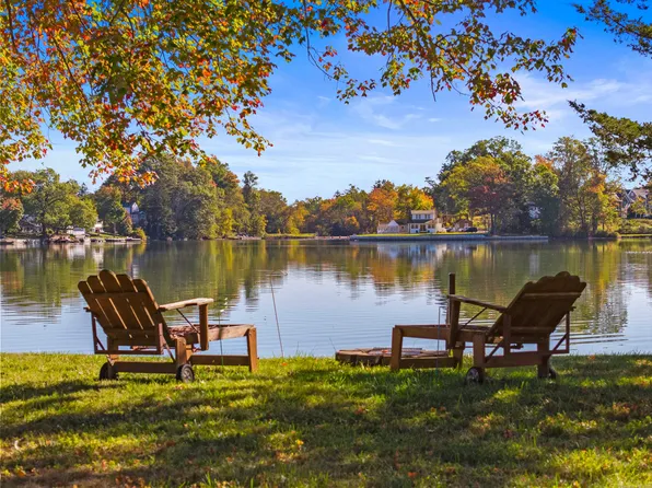 110 Lake Shore Drive, Middlefield, CT 06455