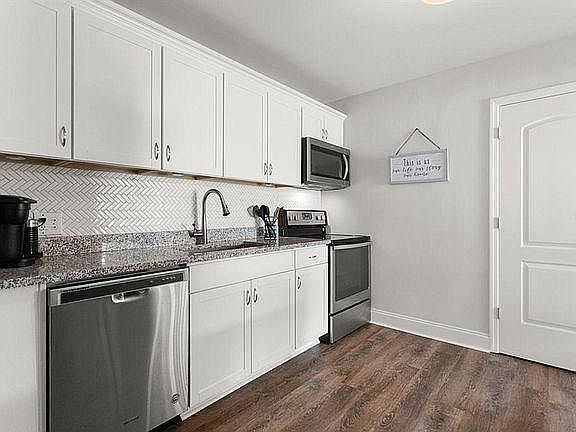 3rd image of 5918 4th Ave N