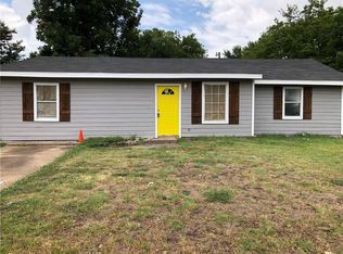 7335 Wallace St, Dallas, TX 75217