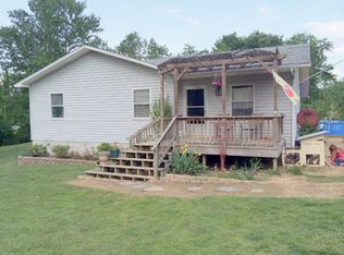 58 Ross Farm Rd, Waynesville, NC 28786