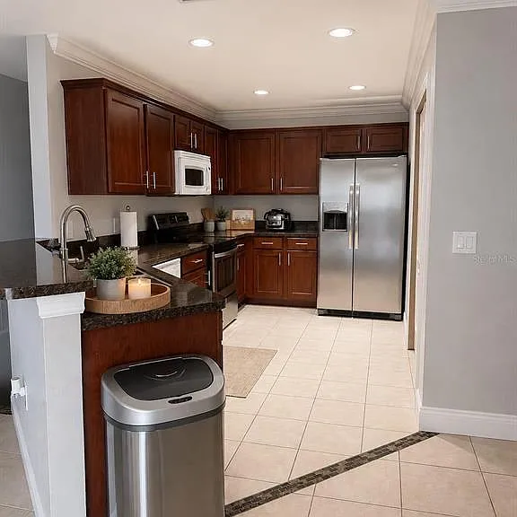 3913 Pemberly Pines Cir — Photo 3