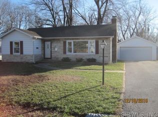 49 Southern Dr, Belleville, IL