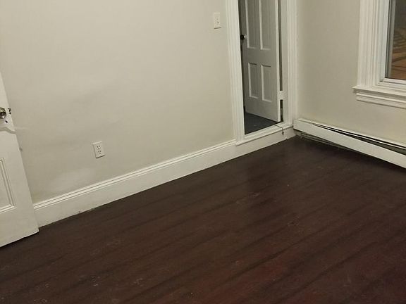 4th image of 315 Weeden St Floor 2