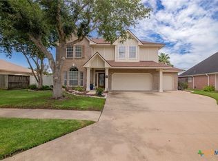204 Edgewater, Victoria, TX 77904