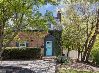 3418 8th St S, Arlington, VA 22204