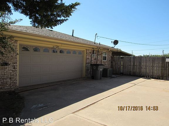 2nd image of 638 NW 63rd St