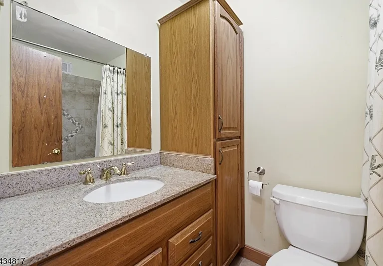 15 Delbarton Ct — Photo 32