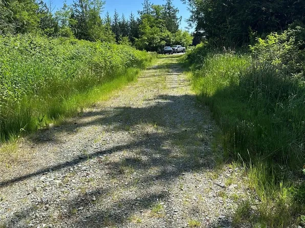 1 Seaview Lane, Mount Vernon, WA 98273