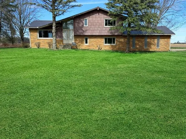 32011 School Section Rd, Richmond, MI 48062