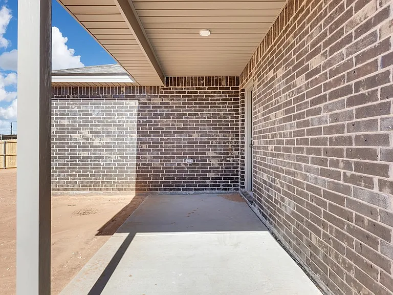 6333 Poppy Dr — Photo 14