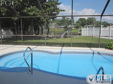 4th image of 273 Coral Dr