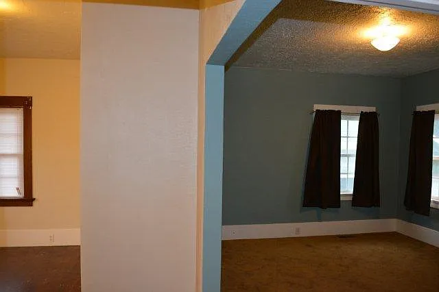 135 W Grant St — Photo 60